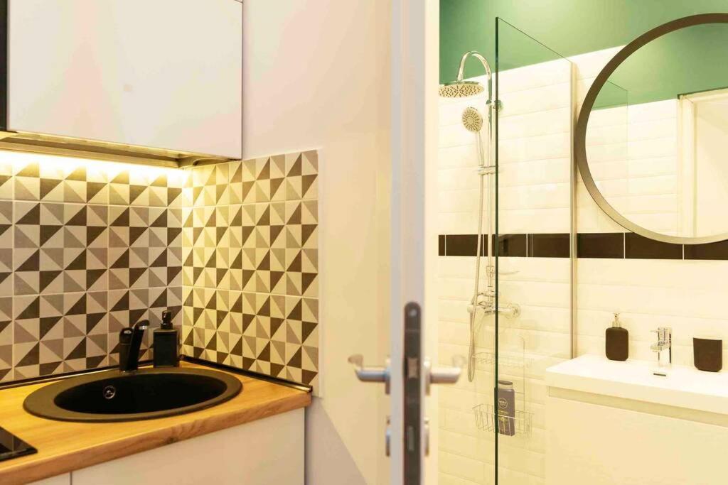 Appartamento Beautiful - Location - Netflix+balcony Bucarest