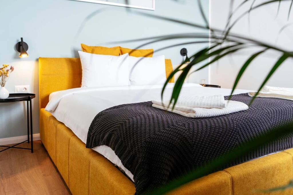 Apartment Beautiful - Location - Netflix+balcony Bucharest