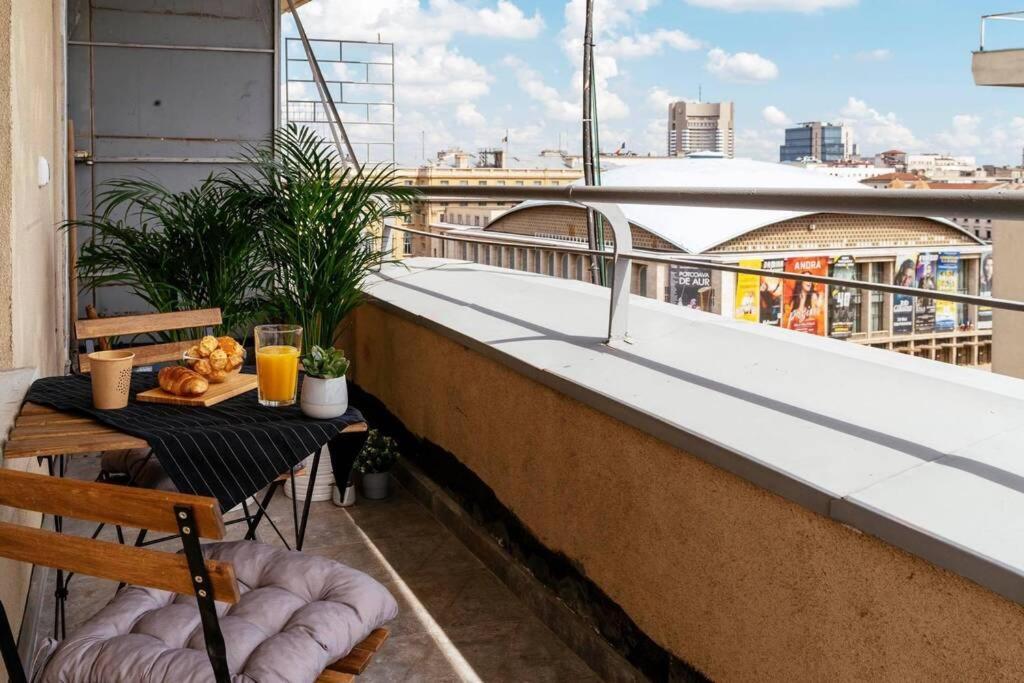 Beautiful - Location - Netflix+balcony * Bucharest